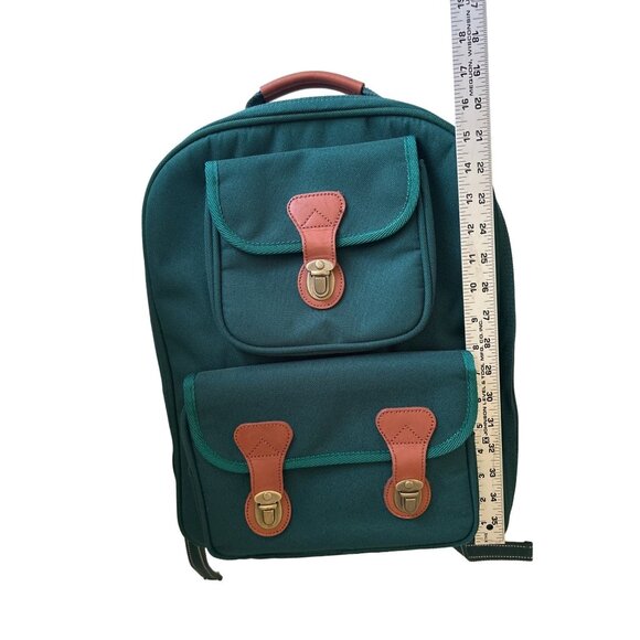 Brookstone Picnic Backpack Set With Accessories & Green Checkered Pattern - Picture 9 of 10